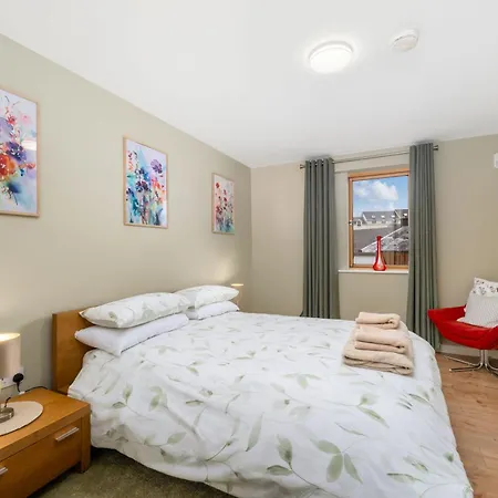 Holiday home 453 - Clifden